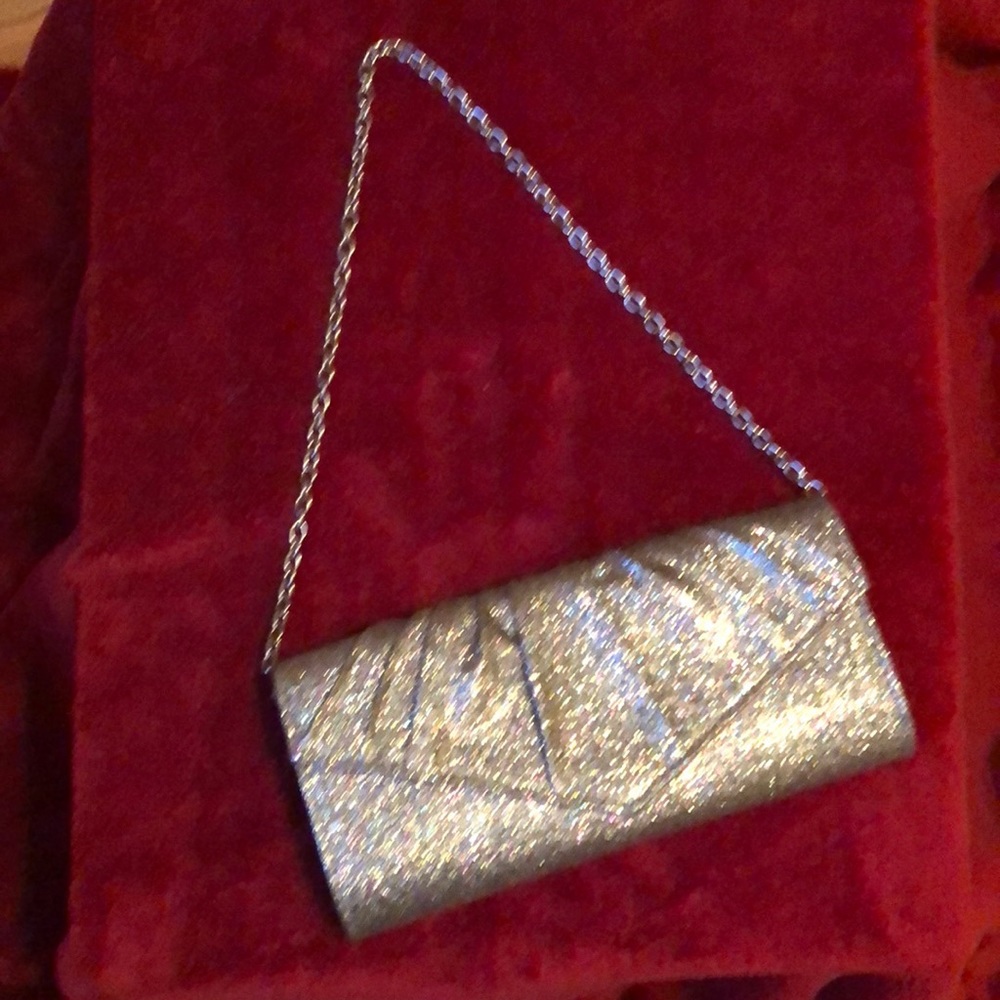 Gold clutch